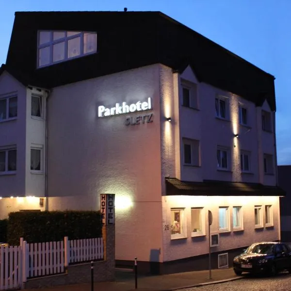 Sletz Parkhotel - Superior, hotel in Staufenberg