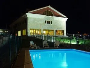 Hotel Estrella del Alemar, hotel v destinaci Loredo