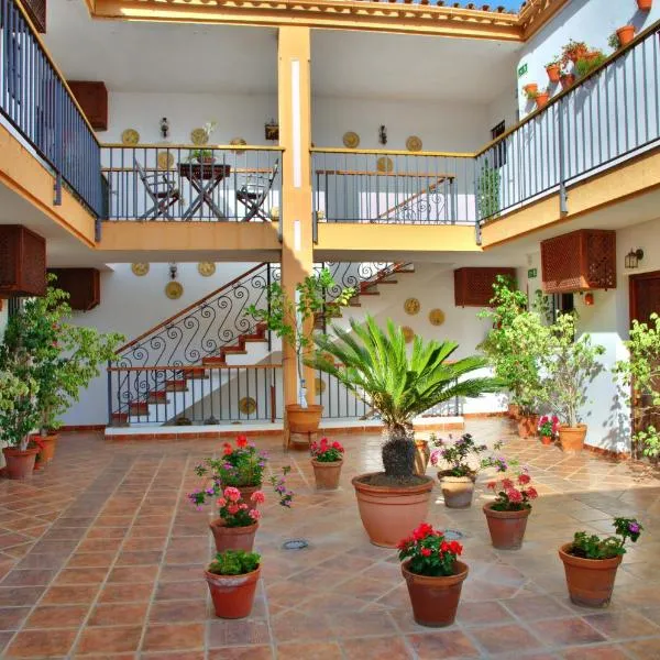 Hotel Posada Casas Viejas, hotel in Los Badalejos