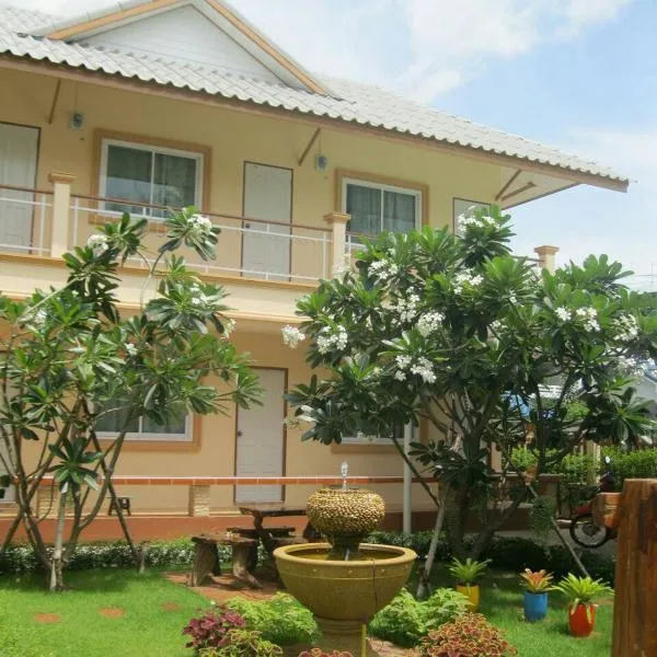 2N Guesthouse, hotel en Ban Rai Khae