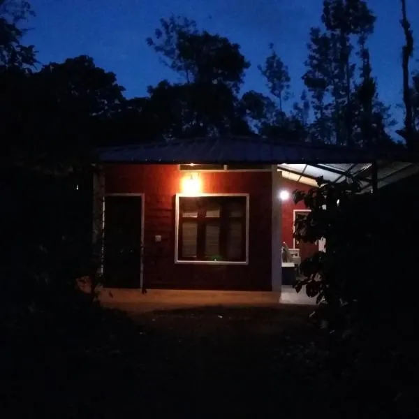 Athena Homestay, hótel í Subrahmanya