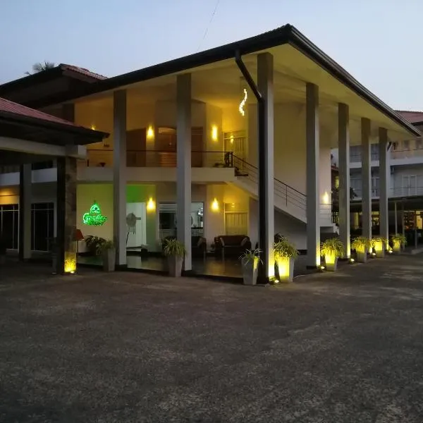 Grindlays Regency, hotel en Ambepussa
