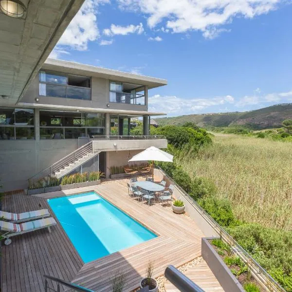 Red Box Villa, hotel in Plettenberg Bay