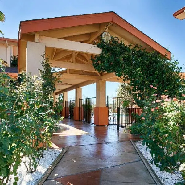 Best Western Antelope Inn & Suites, hotell i Red Bluff