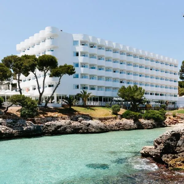 AluaSoul Mallorca Resort - Adults only、カラ・ドールのホテル