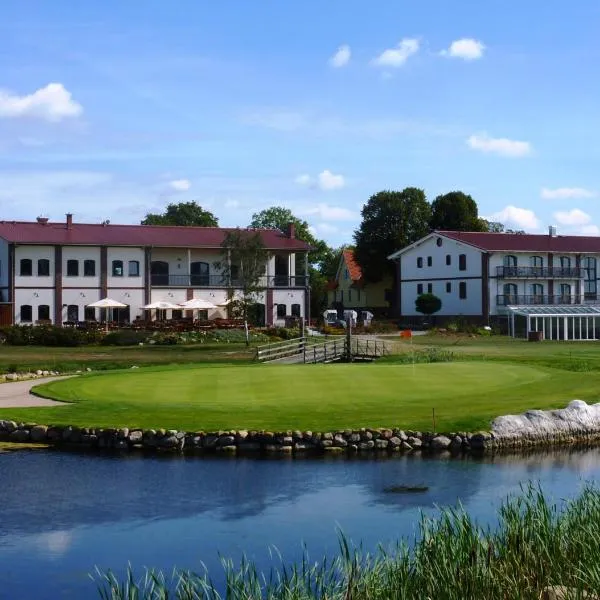 Golfpark Strelasund, hotel en Süderholz