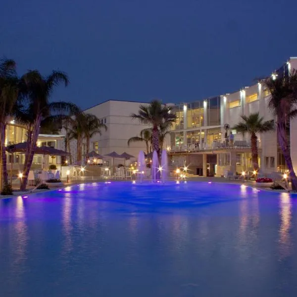 DubaiVillage, hotel v destinaci Camposano