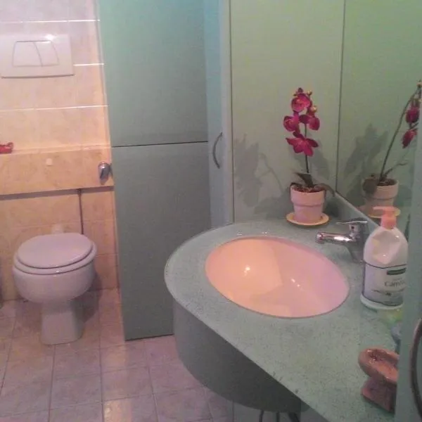 Sky Wellness Apartment, hotel Porto SantʼElpidióban