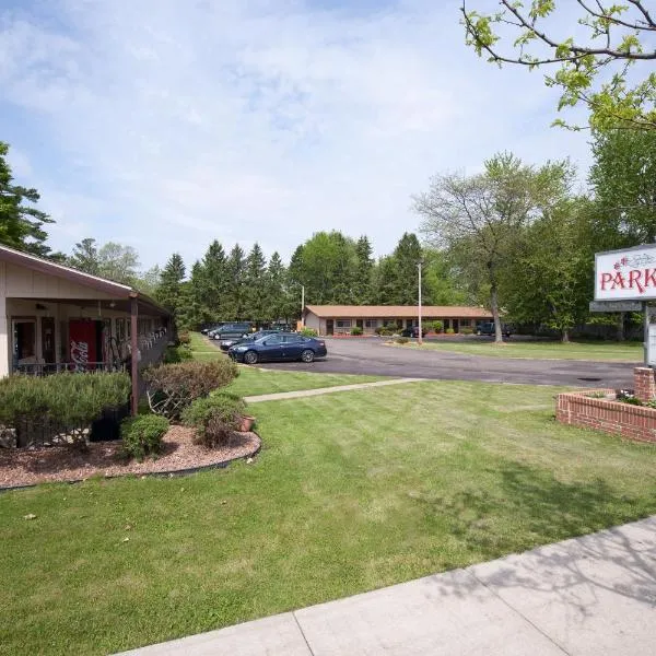 Park Motel، فندق في Marshfield