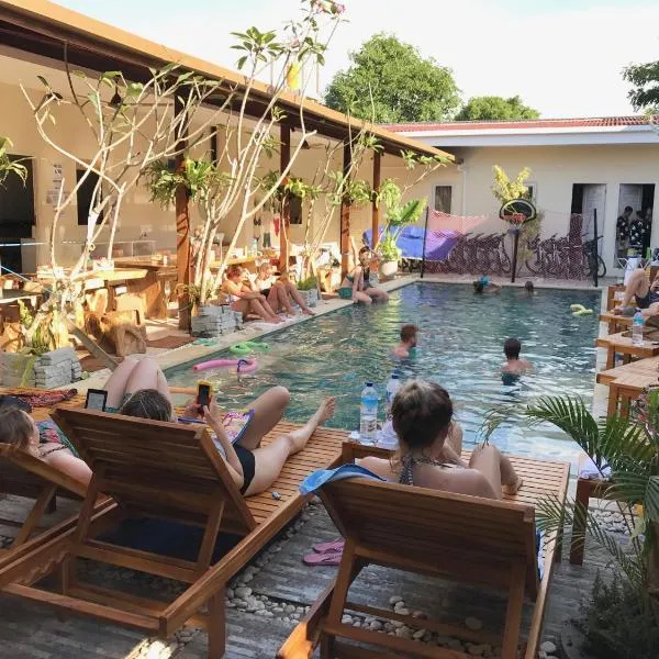 M BOX Gili Trawangan, hotel v destinaci Gili Trawangan