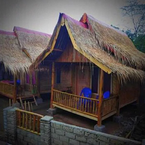 Tereng Wilis bungalows, hotel v destinaci Tetebatu