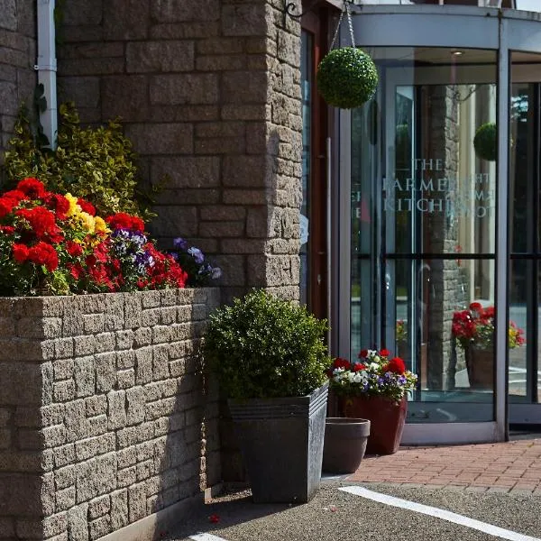 The Farmers Kitchen Hotel, hotel em Wexford