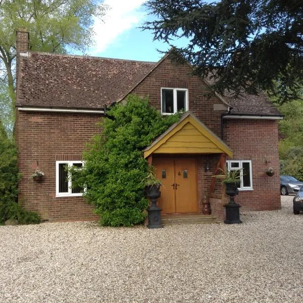 B&B Dorwyn Manor, hotel in Avebury