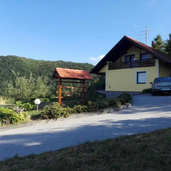 Getaway "At the three lights", hôtel à Sevnica