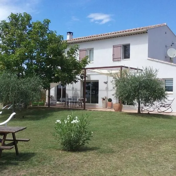 La bastide de Lily, hotel v destinaci Séguret