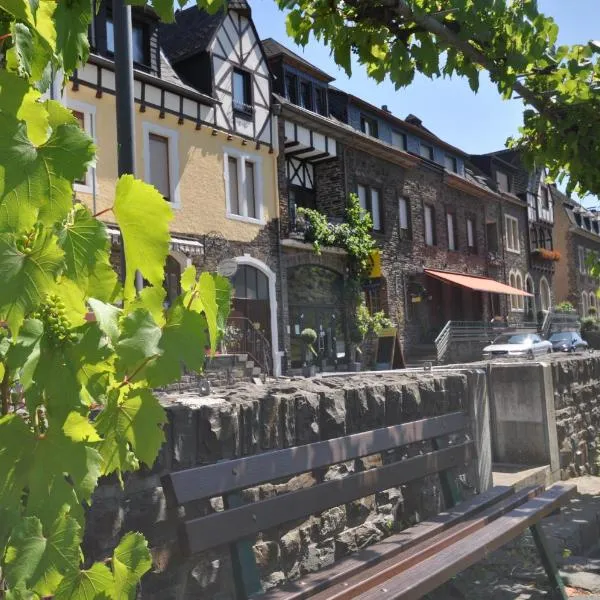 Gästezimmer im Weingut Amlinger&Sohn, hotell i Neef