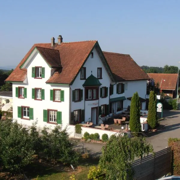 Don Camillo Gästehaus, hotell i Stein am Rhein