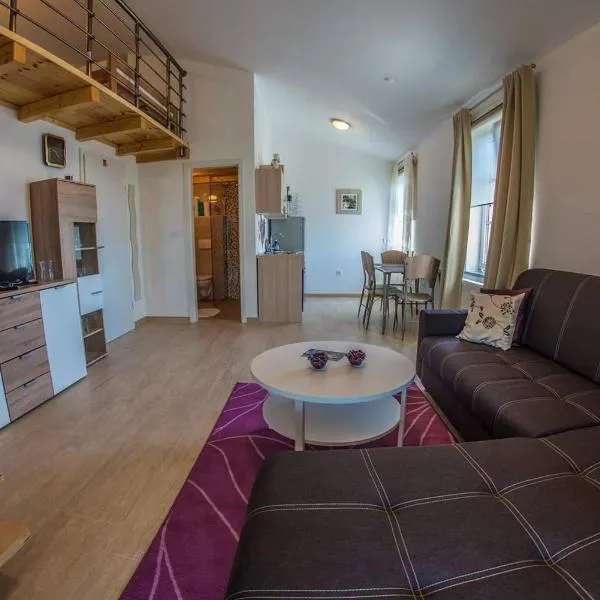 Apartments Nikic, hotel v destinaci Banjole