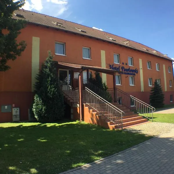Hotel Pawłowski, hotel v destinaci Zhořelec
