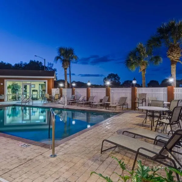 Best Western Heritage Inn and Suites, hotel di Wauchula Hills