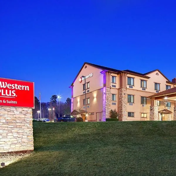 Best Western Plus Royal Mountain Inn & Suites, hotel di Malakoff