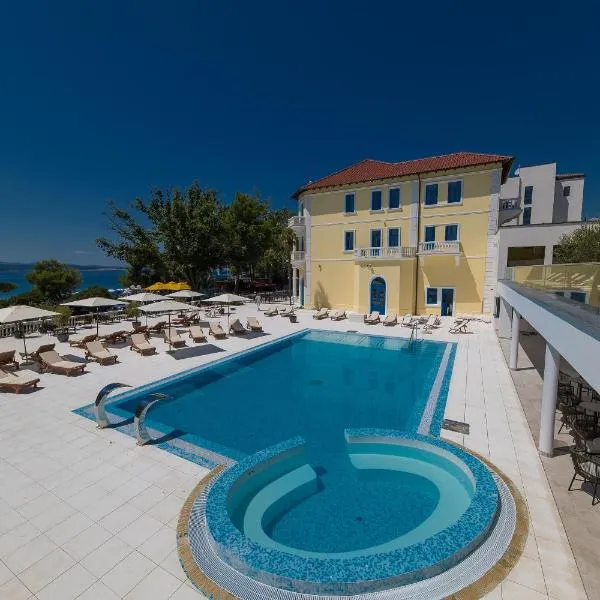 Boutique Hotel Esplanade, hotel em Crikvenica