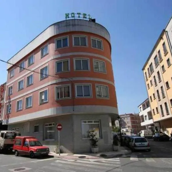 Hotel Ramos, hotel in Forcarei