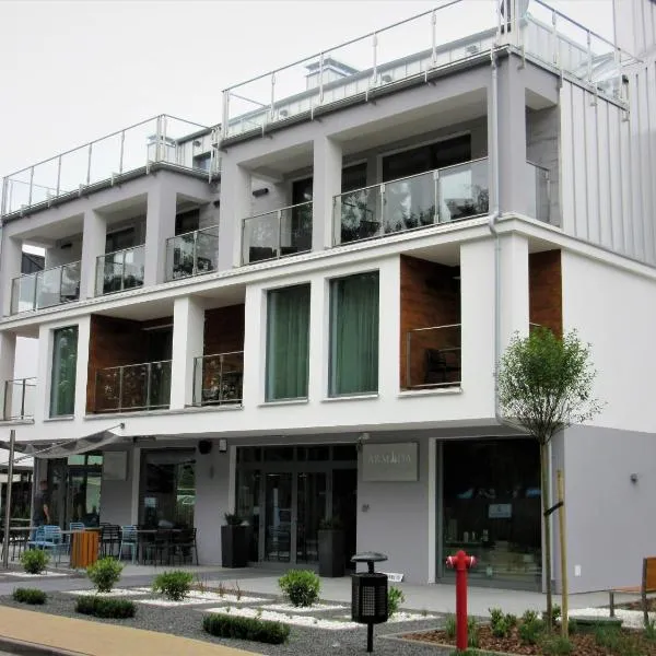 Armada Holiday House, hotel v destinaci Dziwnów