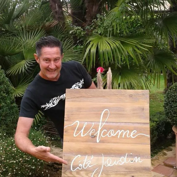Cote jardin, hotel v destinaci Hontanx