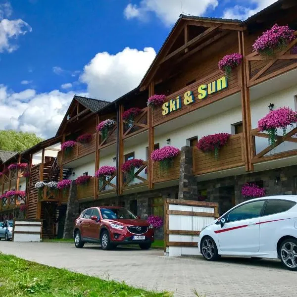 Ski & Sun Wellness Apartments, hotel v destinaci Liptovský Mikuláš