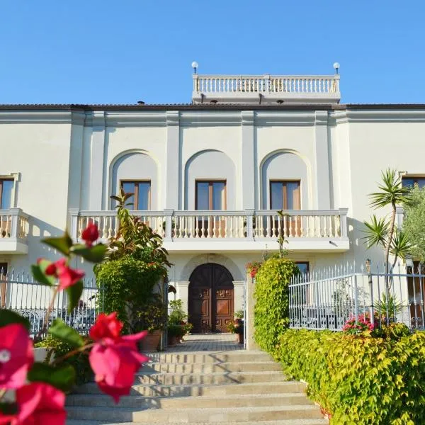 Hotel Villa Cerelis, hotel a Diamante