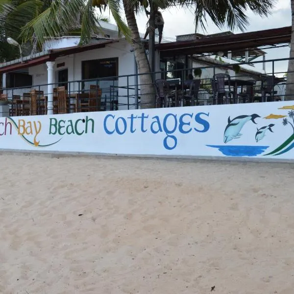 Dutch Bay Beach Cottages, hotell i Seruwawila