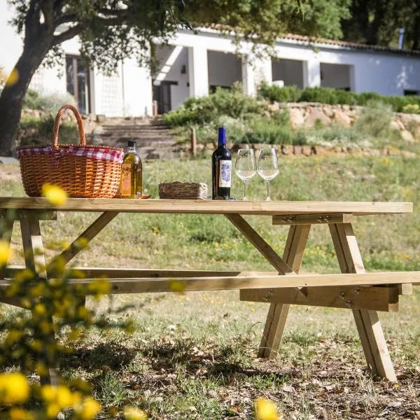 Tambor Del Llano, hotel v destinaci Grazalema