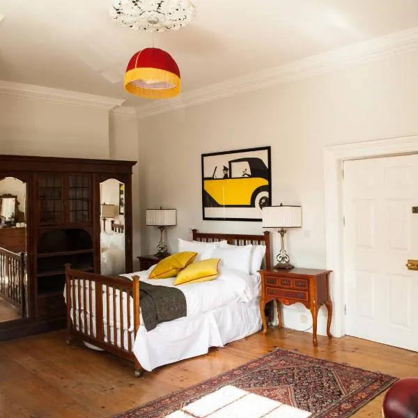 The Historical Harcourt Suites, hotel di Dublin