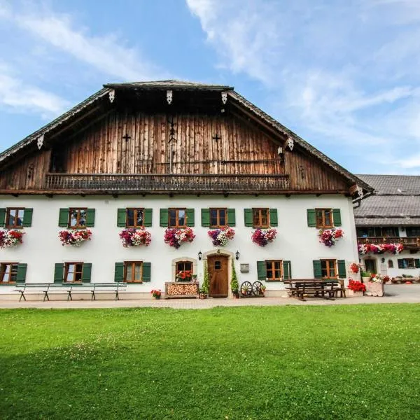 Weinbachbauer - Urlaub am Bauernhof, hotel in St. Wolfgang