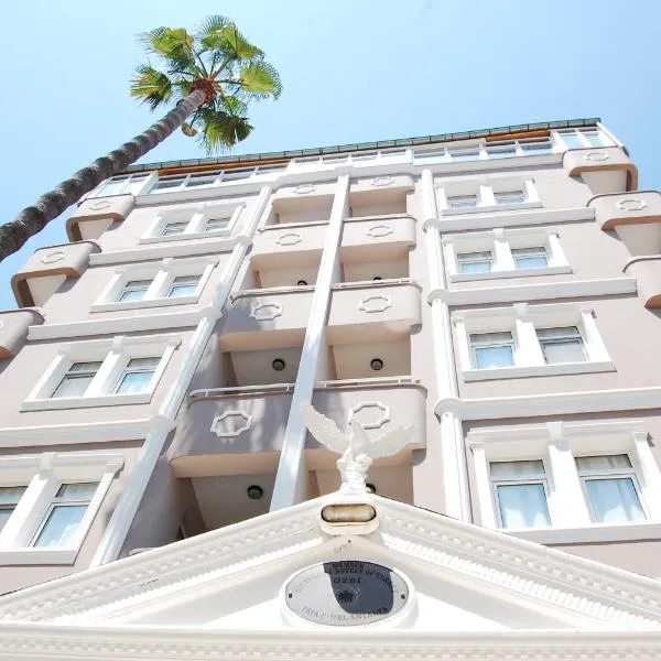 Triana Hotel – hotel w mieście Antalya