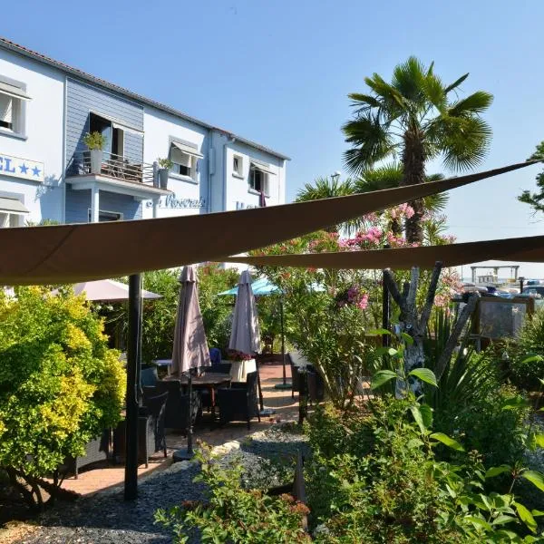Hotel La Roseraie – hotel w mieście Fouras