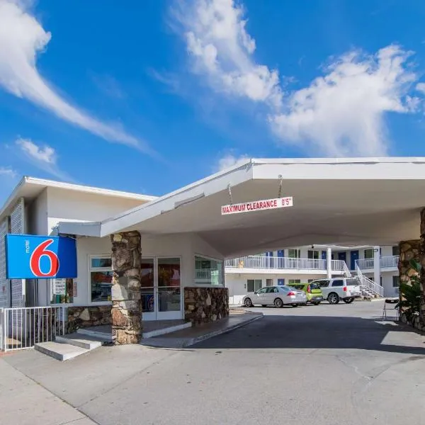 Motel 6-San Bernardino, CA - Downtown, hotel in Highland