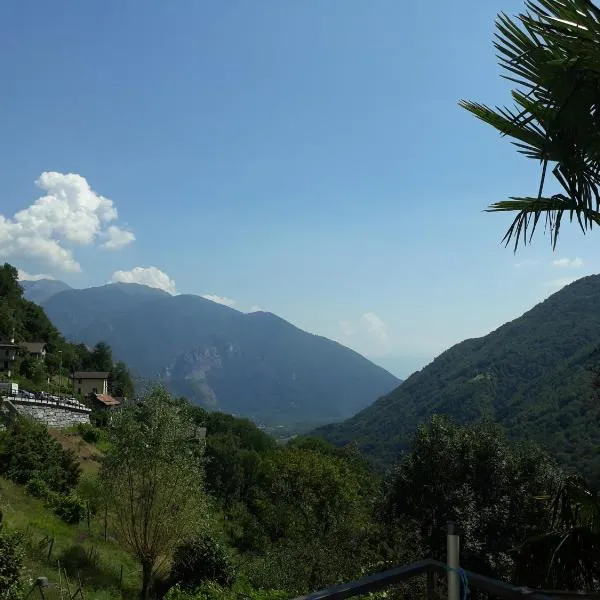 Casa Tita, hotel v destinaci Intragna