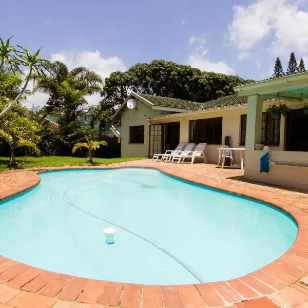 Parkers Cottages, hotel i Makakatana