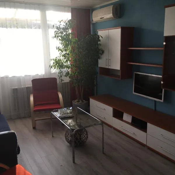 Málnás Macska Apartman, hotel en Szálka