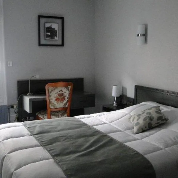 Le Saint Sébastien, hotel v destinaci Blendecques
