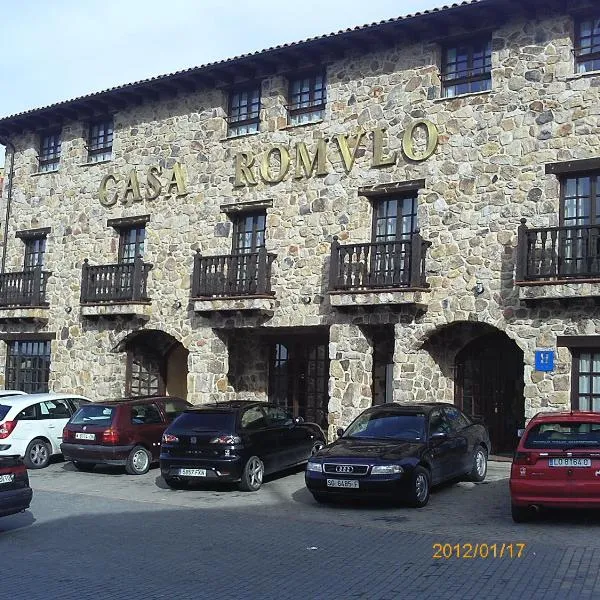 Casa Rómulo, hotel in Canicosa de la Sierra