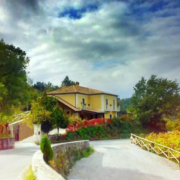 Agriturismo Donna Bianca – hotel w mieście Mormanno