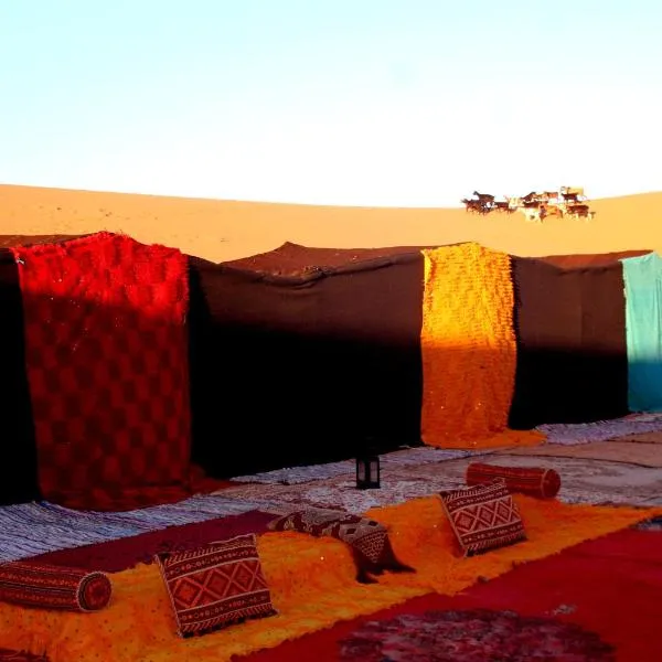 Palmeras Y Dunas Luxery Camp, ξενοδοχείο σε Merzouga