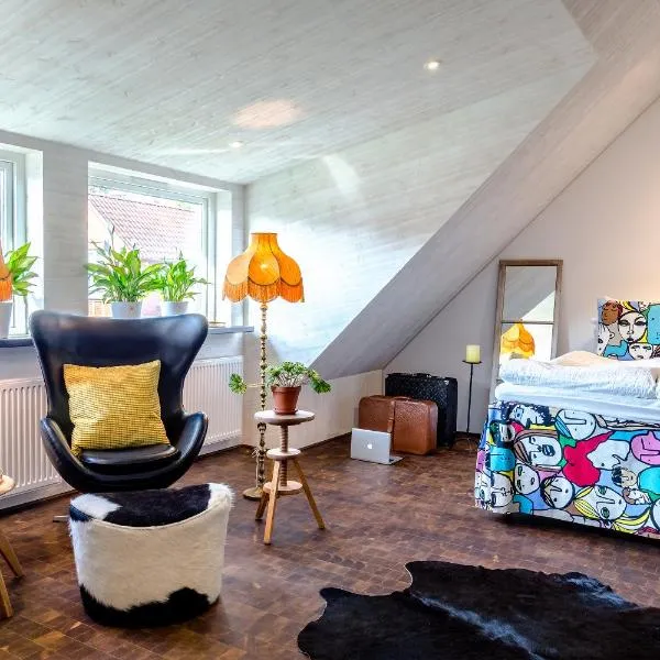 Studio på loftet i två plan, hotel en Skåne-Tranås