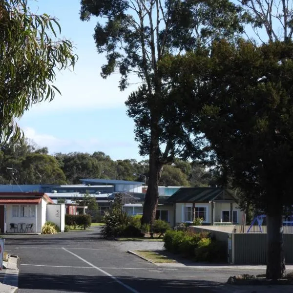 Moomba Holiday and Caravan Park, hotel a Hawley Beach