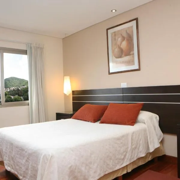 Hotel Ankara Suites, hotel in Salta