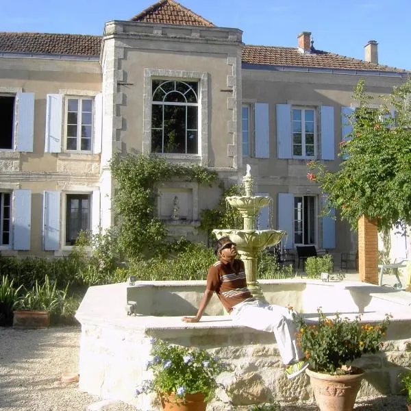 L'Isle de Bourbon, hotel in Le Gué-de-Velluire