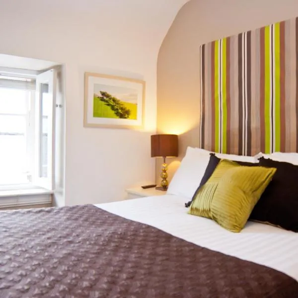 7 Boutique Hotel, hotel v Galway